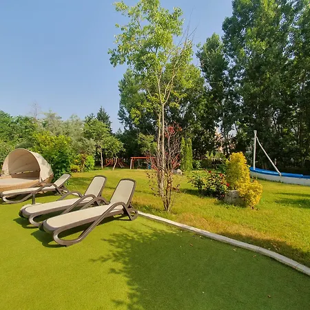 Harmony 11 Grand Aparthotel